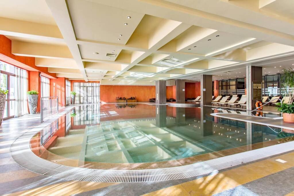 Barcelo Royal Beach - Prestige Apartments サニービーチ エクステリア 写真